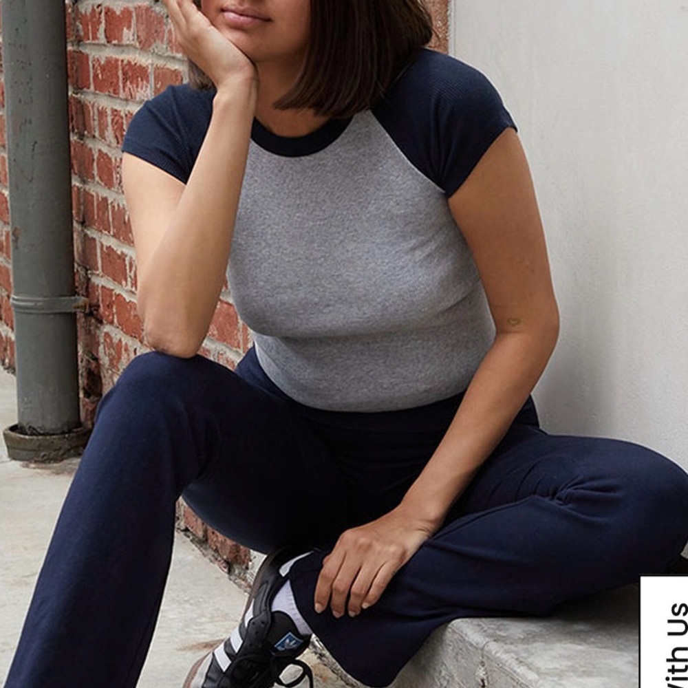 Brandy Melville Raglan Sleeve T-Shirt - Gray and Black